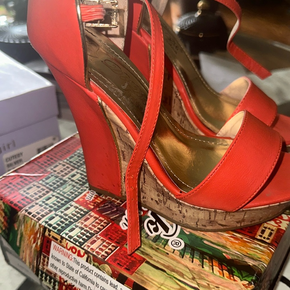 Cute, fun, sandals, gold, and orange.